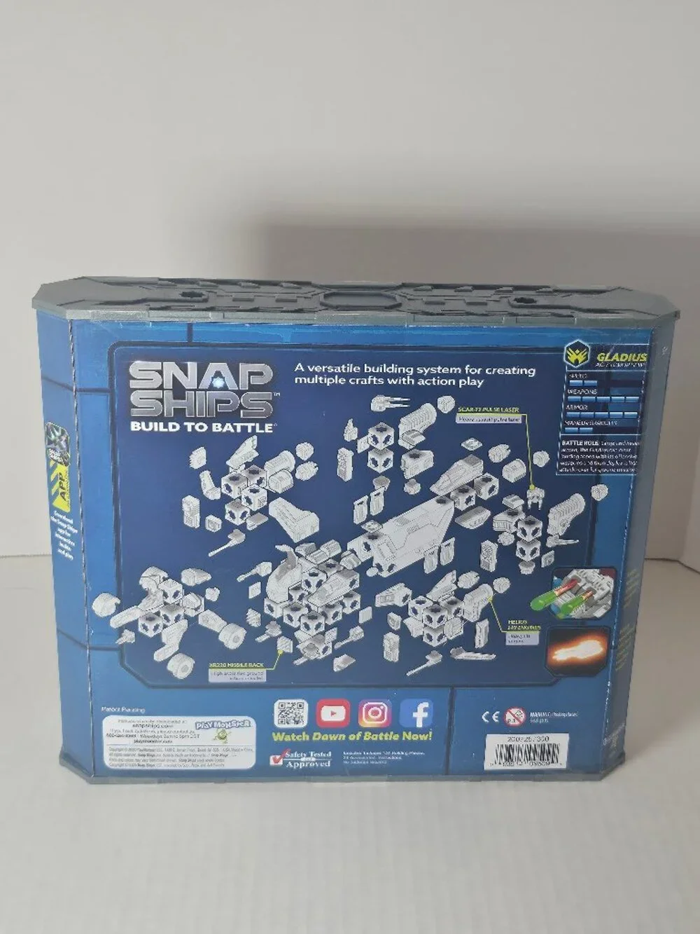 Snap Ships Build to Battle Gladius AC-75 Drop Ship Toy Set With Rover 2 Figures